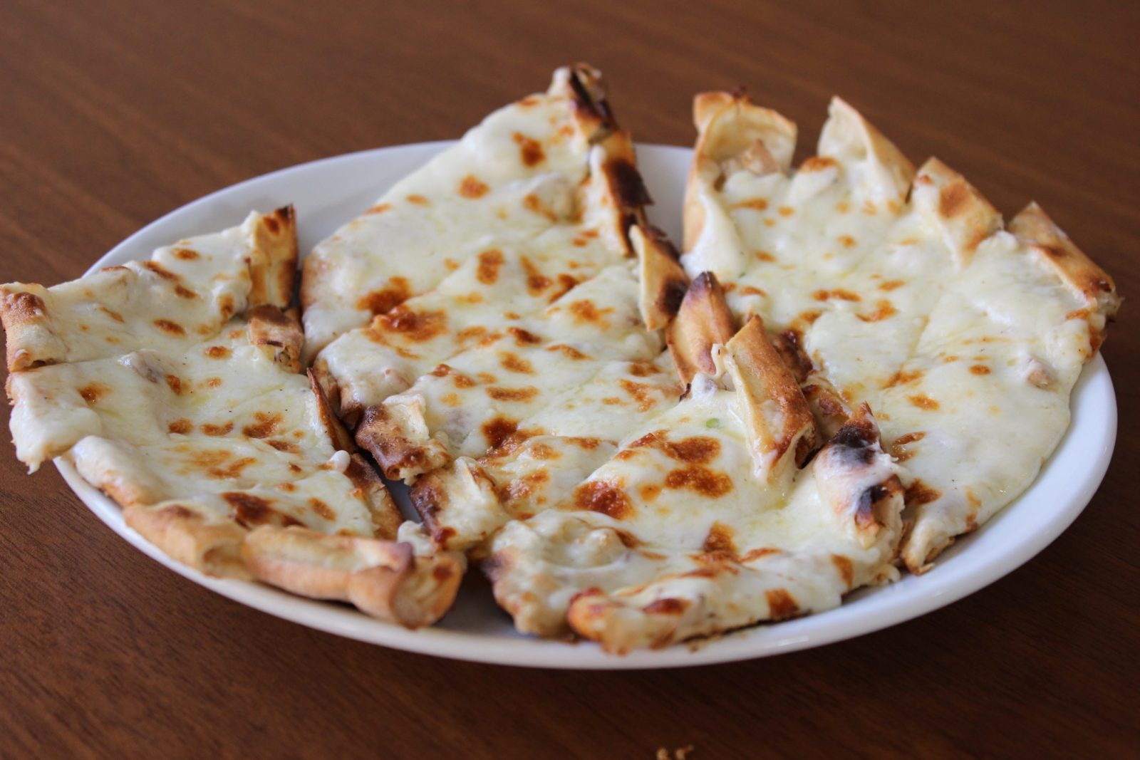 Kaşarlı Mantarlı Pide